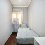 Rent a room in lisbon