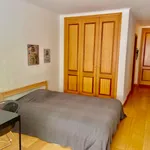 Rent 4 bedroom apartment in Lisbon