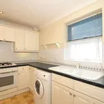 Rent 2 bedroom flat in Elmbridge