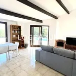 Rent 4 bedroom house of 108 m² in Valbonne