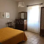 Rent 4 bedroom apartment of 90 m² in Rocca di Cambio