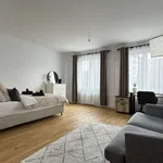 Rent a room of 110 m² in berlin