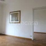 Rent 4 bedroom apartment of 100 m² in Milano