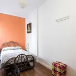 Rent 3 bedroom apartment in Barcelona