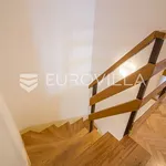 Najam 2 spavaće sobe stan od 80 m² u Zagreb