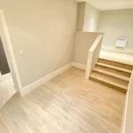 Rent 2 bedroom flat in Salford