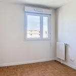 Rent 2 bedroom apartment of 50 m² in Saint-Cyr-l'École