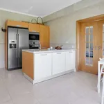 Rent 4 bedroom apartment of 234 m² in lisbon