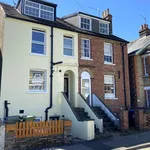 Rent 3 bedroom house in Mole Valley