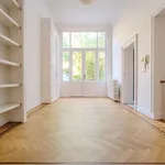 Rent 2 bedroom apartment in Ixelles