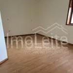 Rent 3 bedroom apartment of 90 m² in Porto