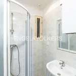 Rent 4 bedroom apartment of 65 m² in Capital City of Prague