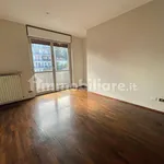 Rent 3 bedroom apartment of 150 m² in Cantù