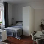 Rent 1 bedroom apartment of 42 m² in Dusseldorf