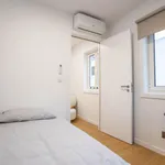 Rent 2 bedroom apartment in Porto