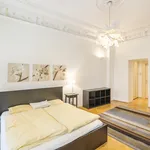 Pronajměte si 3 ložnic/e byt o rozloze 116 m² v Prague