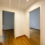 Rent 3 bedroom apartment of 100 m² in Milano