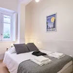 Rent 1 bedroom apartment of 65 m² in Lisbon