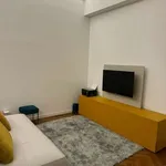 Rent 2 bedroom apartment of 71 m² in Milan