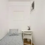 Rent a room in lisbon