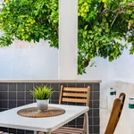 Alugar 2 quarto apartamento de 100 m² em Lisbon