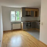 Reserviert! 3-Zimmerwohnung mit sonnigem Balkon in Salzweg!