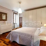 Rent 4 bedroom apartment of 150 m² in Venezia