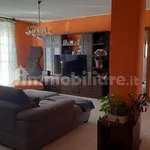 Rent 5 bedroom house of 160 m² in Novara