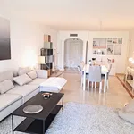 Rent 3 bedroom apartment of 151 m² in Marbella