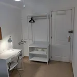 Rent 5 bedroom apartment in Seville