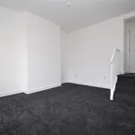 Rent 1 bedroom flat in Wakefield