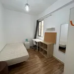 Rent 4 bedroom apartment in Valencia