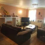 Rent 2 bedroom apartment in Yorkshire And The Humber