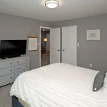 Rent 2 bedroom apartment in Somerset