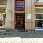 Miete 3 Schlafzimmer wohnung von 14 m² in Düsseldorf