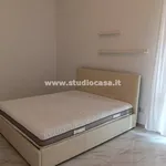 3-room flat via Abeti, Melegnano