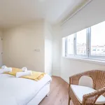 Rent 2 bedroom apartment in Porto