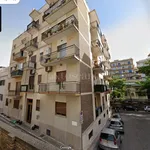 Rent 5 bedroom apartment of 90 m² in Reggio di Calabria