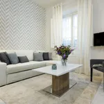 Rent 3 bedroom apartment of 55 m² in Seville