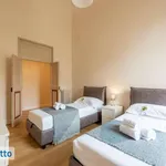 Rent 5 bedroom apartment of 150 m² in Genoa