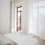 Rent 1 bedroom apartment of 48 m² in Porto