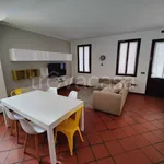 Rent 3 bedroom house of 97 m² in Padova