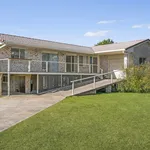 Rent 4 bedroom house in Port Macquarie