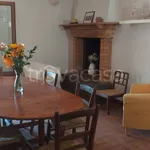 Rent 6 bedroom house of 240 m² in Orvieto