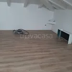 Rent 11 bedroom house of 500 m² in Prato