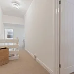 Three bedrooms apartment in City Centre Location  (Has an Apartment)