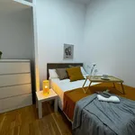 Rent 6 bedroom house in Madrid