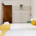 Rent 3 bedroom apartment in Porto