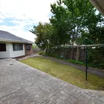 Rent 4 bedroom house in Mount Waverley