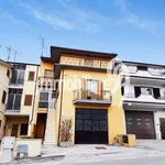 Rent 4 bedroom apartment of 106 m² in L'Aquila